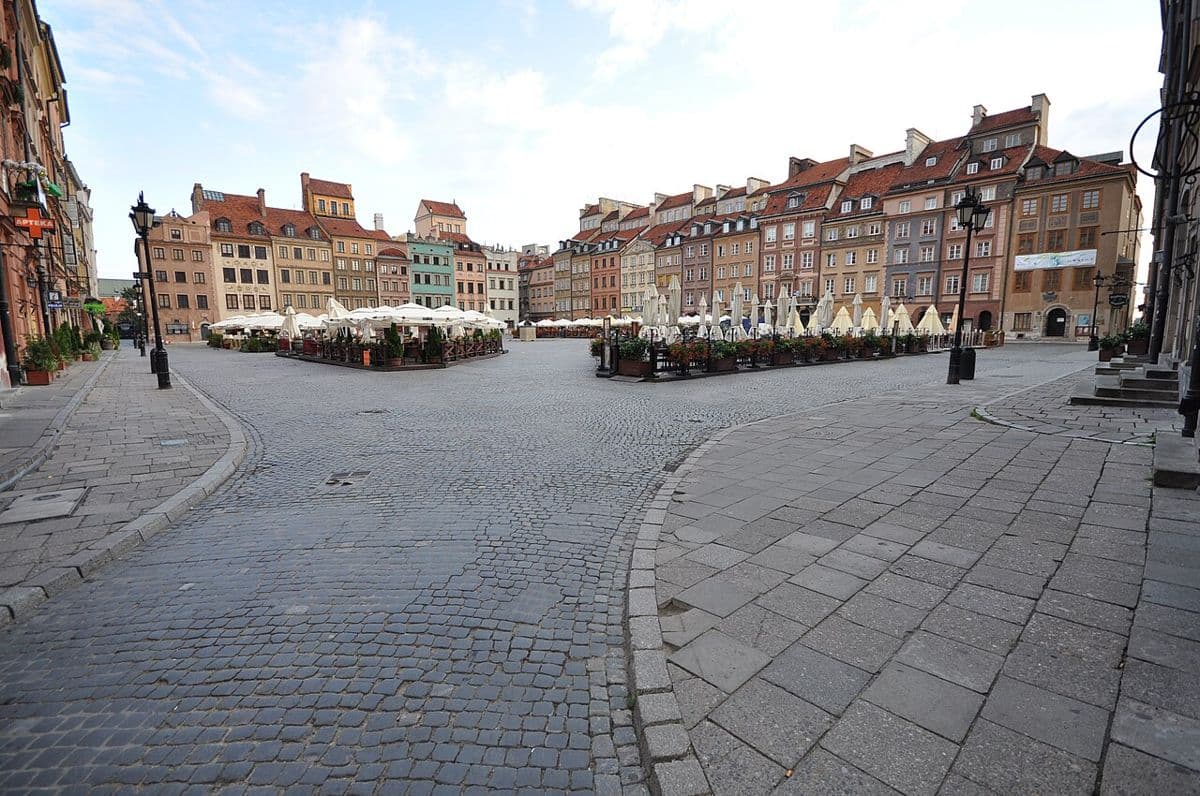 Colourful townhouses around the Old Town Market Place in Warsaw